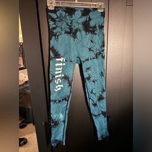 Finish Tie-Dye Butt Scrunch Leggings